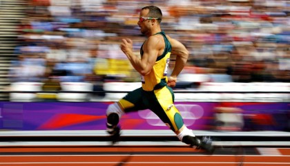 开云中国-主帅谈话：阿拉维斯技战术点深度解析