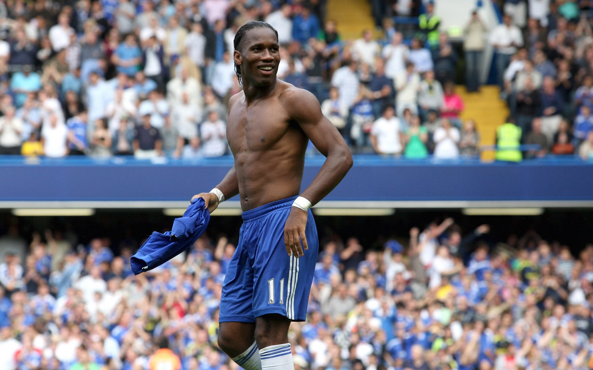 赛场“萌宠相伴”：运动员身边的“萌宠宝贝”！