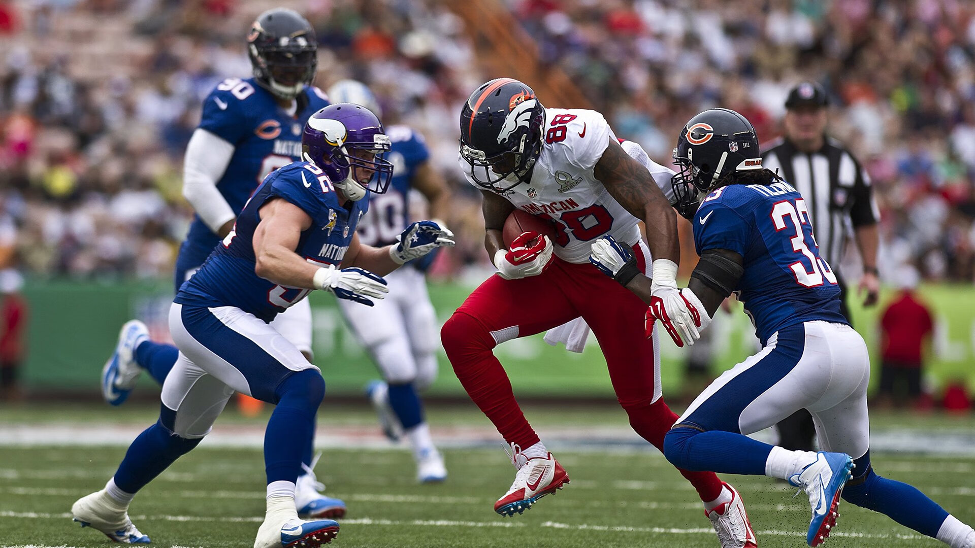 两大豪门爆发冲突！球员推搡主帅画面疯传